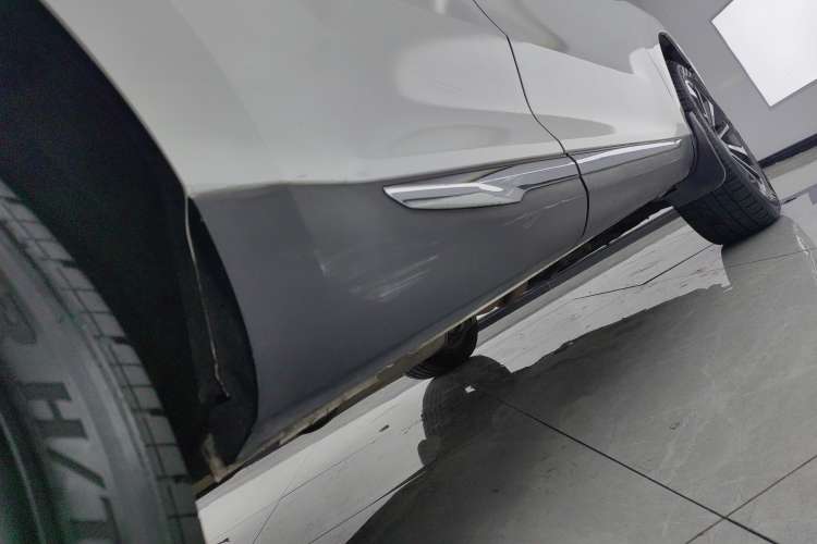 Used Haval F5 2018 1.5T i-Van Right Side Sill