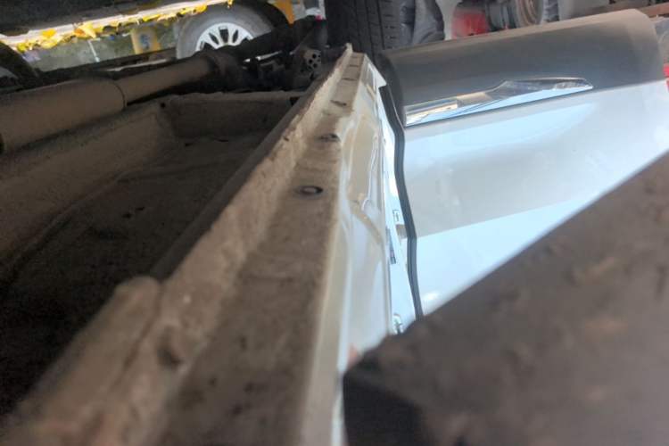 Used Haval F5 2018 1.5T i-Van Right Side Sill