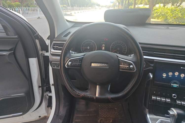 Used Haval F5 2018 1.5T i-Type Steering Wheel