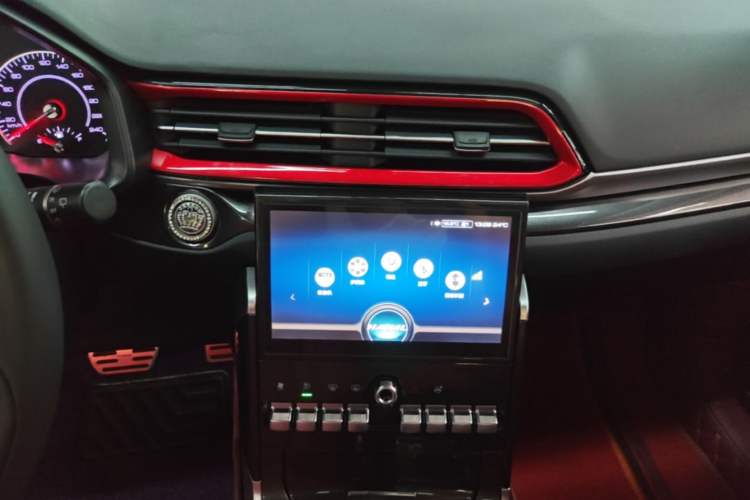 Used Haval F5 2019 National Trend Edition 1.5T i-Type China VI Standard Audio And AC Panel