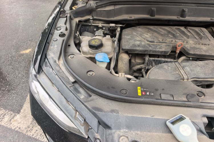 Used Haval F5 2019 National Trend Edition 1.5T i-Type China VI Standard Engine Bay Right