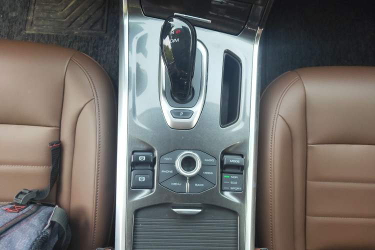 Used Haval F5 2019 National Trend Edition 1.5T i-Van China VI Standard Gear Lever