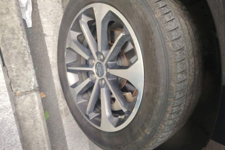 Used Haval F5 2019 National Trend Edition 1.5T i-Trend China VI Standard Right Front Wheel Hub