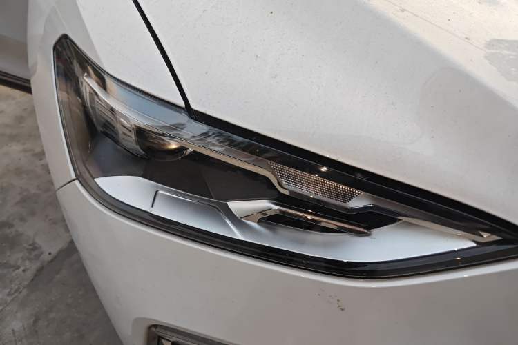 Used Haval F5 2019 National Trend Edition 1.5T i-Type China VI Standard Right Front Headlight