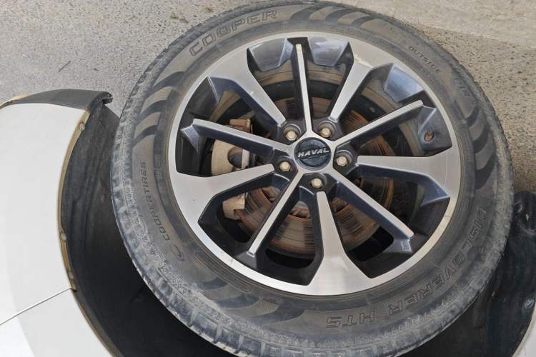 Used Haval F5 2019 National Trend Edition 1.5T i-Trend China VI Standard Right Front Wheel Hub