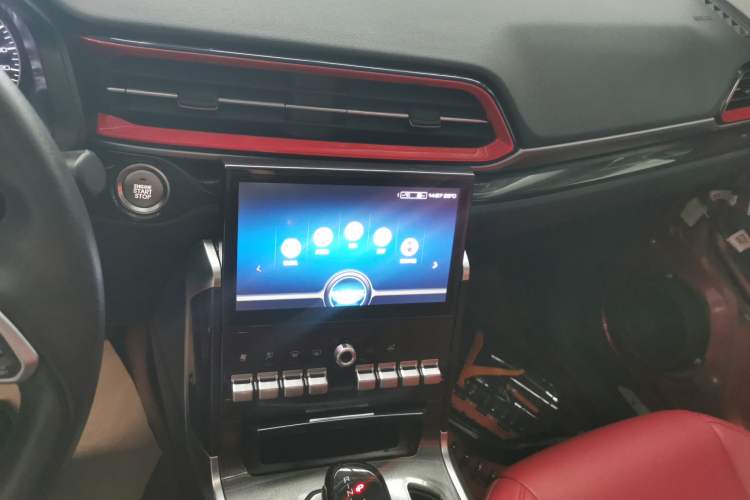 Used Haval F5 2019 National Trend Edition 1.5T i-Type China VI Standard Audio And AC Panel