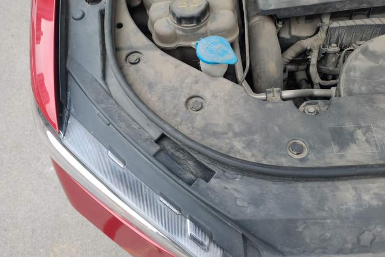 Used Haval F5 2019 National Trend Edition 1.5T i-Trend China VI Standard Engine Bay Right