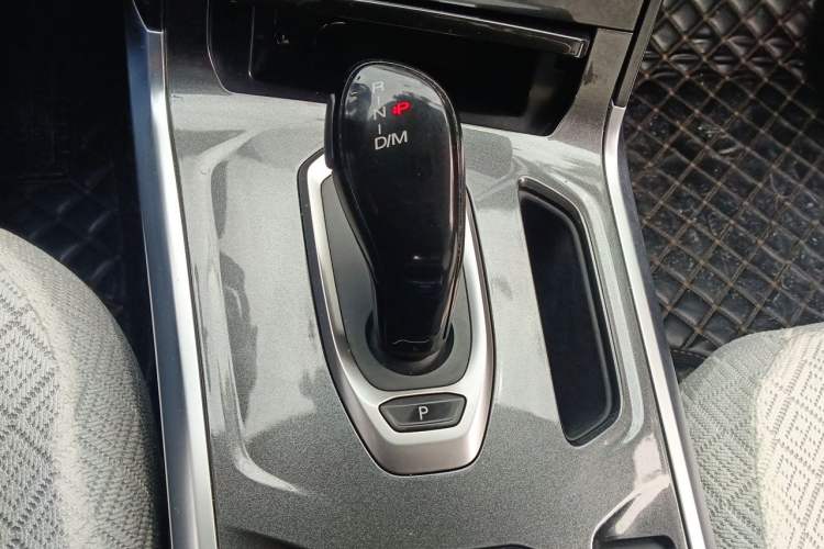 Used Haval F5 2019 National Trend Edition 1.5T i-Type China VI Standard Gear Lever