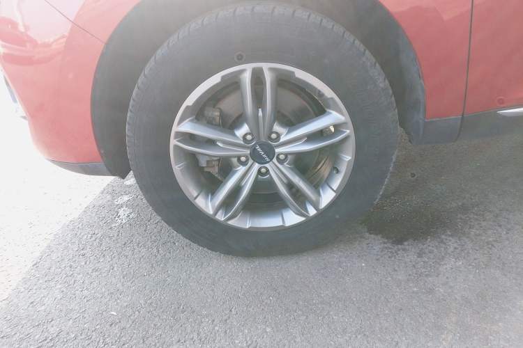 Used Haval F5 2019 National Trend Edition 1.5T i-Type China VI Standard Left Front Wheel Hub