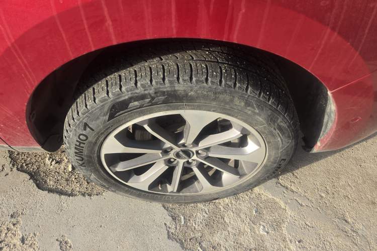 Used Haval F5 2019 National Trend Edition 1.5T i-Van China V Standard Right Front Wheel Hub