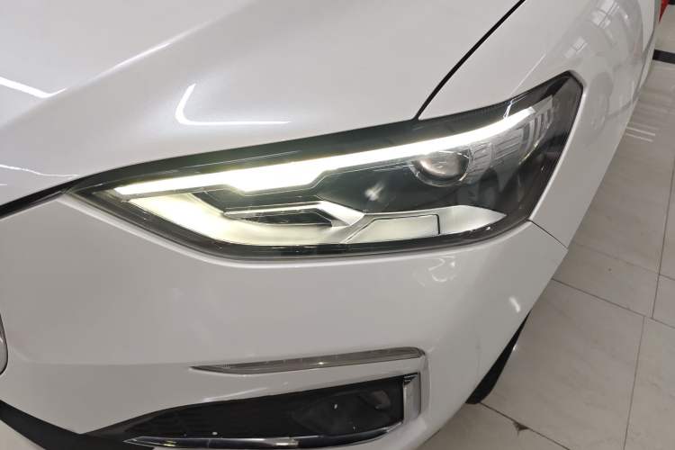 Used Haval F5 2019 National Trend Edition 1.5T i-Type China VI Standard Left Front Headlight