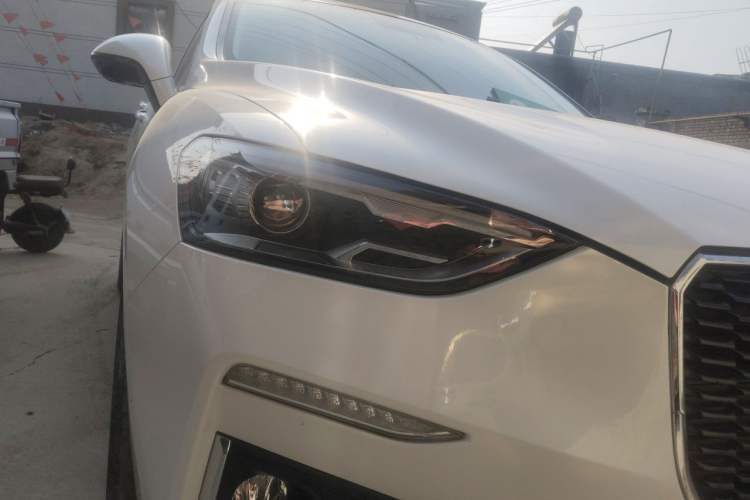Used Haval F5 2019 National Trend Edition 1.5T i-Trend China V Standard Right Front Headlight