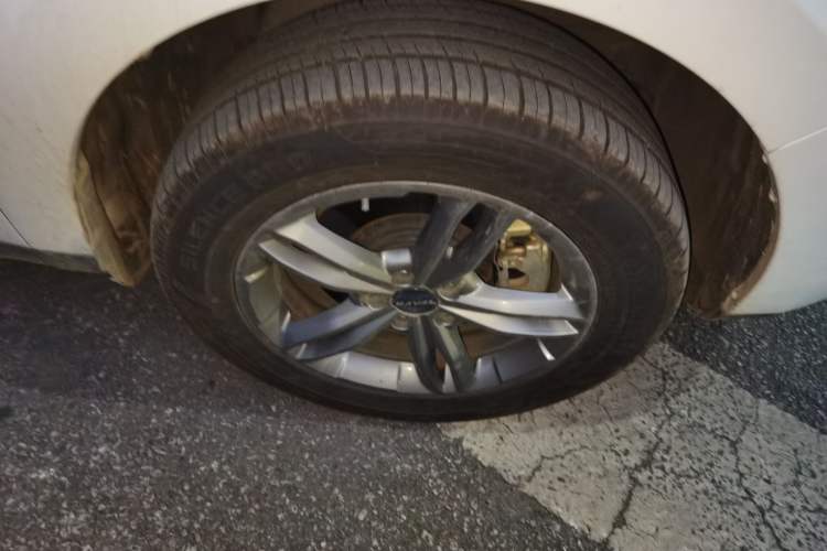 Used Haval F5 2019 National Trend Edition 1.5T i-Type China VI Standard Right Front Wheel Hub