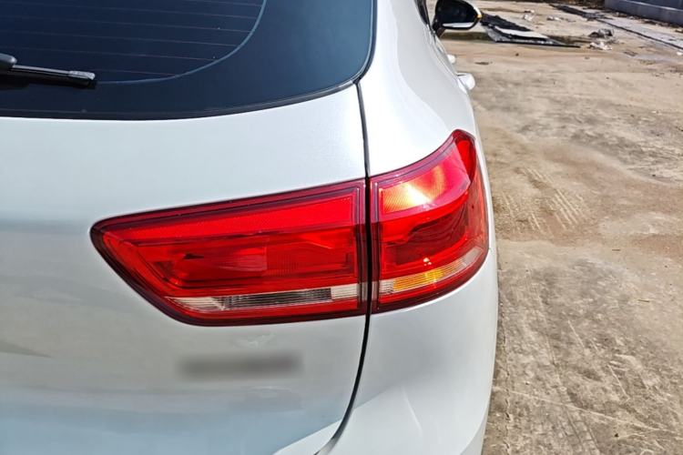 Used Haval F5 2019 National Trend Edition 1.5T i-Van China VI Standard Right Rear Taillight
