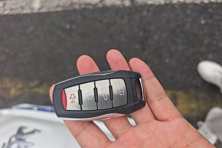 Used Haval F5 2019 National Trend Edition 1.5T i-Type China VI Standard Vehicle Key