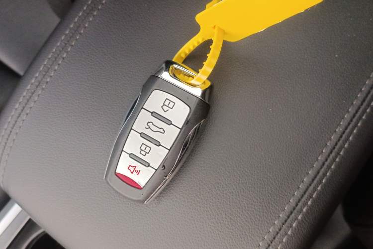 Used Haval F5 2019 National Trend Edition 1.5T i-Type China VI Standard Vehicle Key