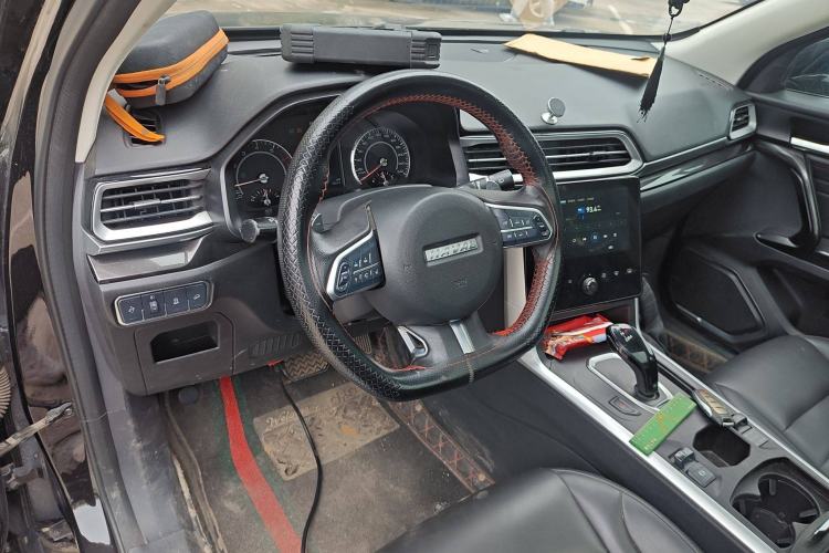 Used Haval F5 2020 1.5T DCT Type I Center Console
