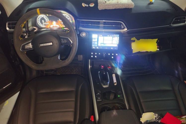 Used Haval F5 2020 1.5T DCT iXuan Center Console