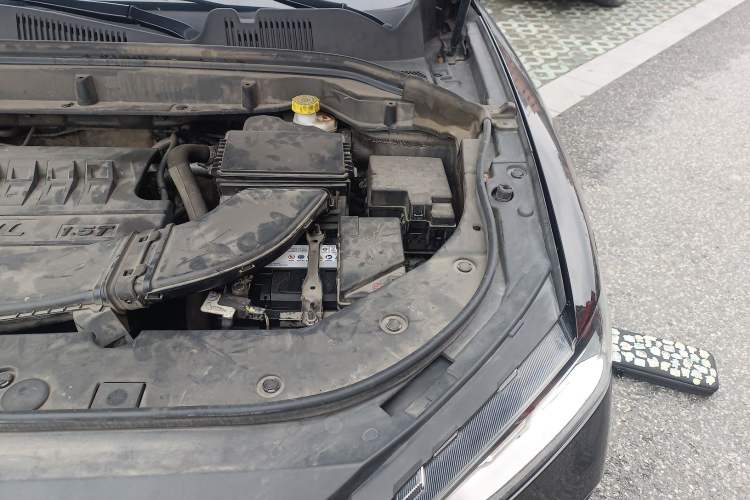 Used Haval F5 2020 1.5T DCT Type I Engine Bay Left