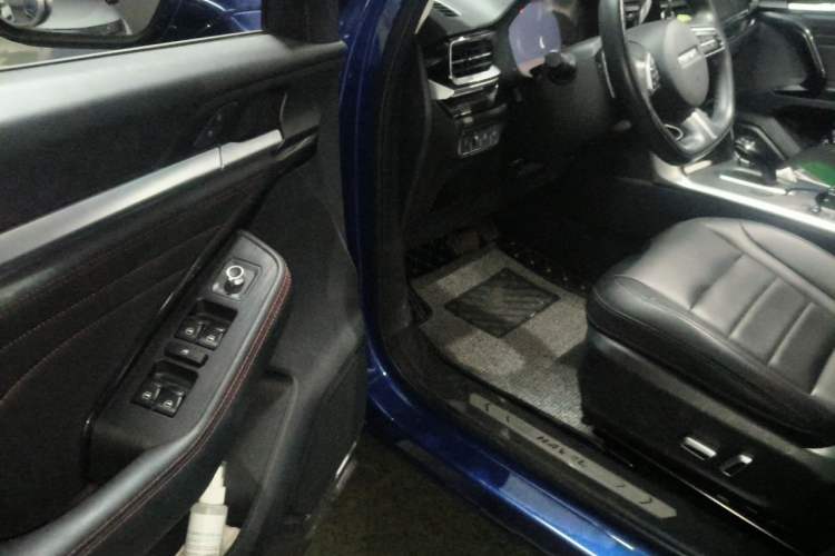 Used Haval F5 2020 1.5T DCT iXuan Driver Seat