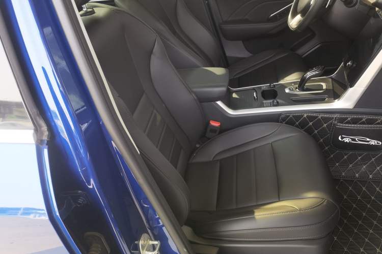 Used Haval F5 2020 1.5T DCT Type I Right Front Seat