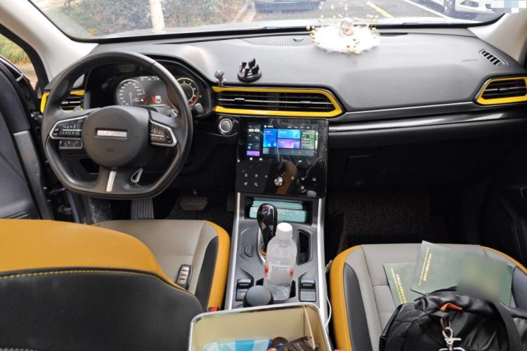 Used Haval F5 2020 1.5T DCT i-Qiu Center Console