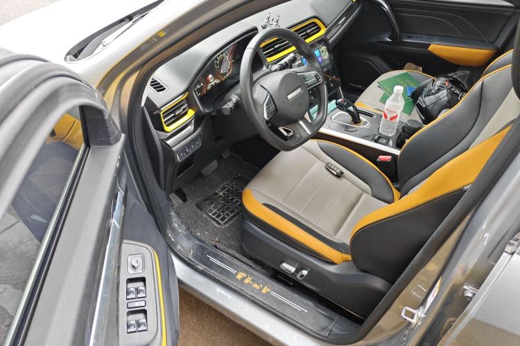 Used Haval F5 2020 1.5T DCT i-Qiu Driver Seat