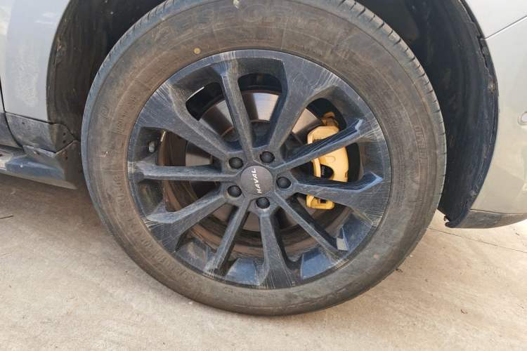 Used Haval F5 2020 1.5T DCT i-Qiu Right Front Wheel Hub