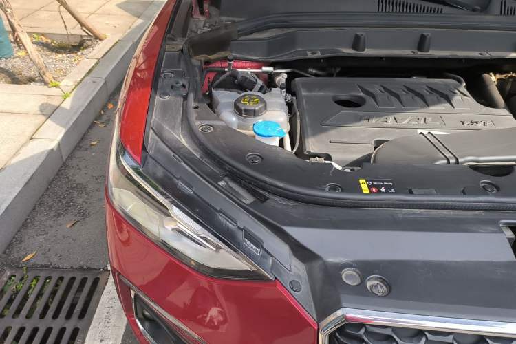 Used Haval F5 2020 1.5T DCT Type I Engine Bay Right