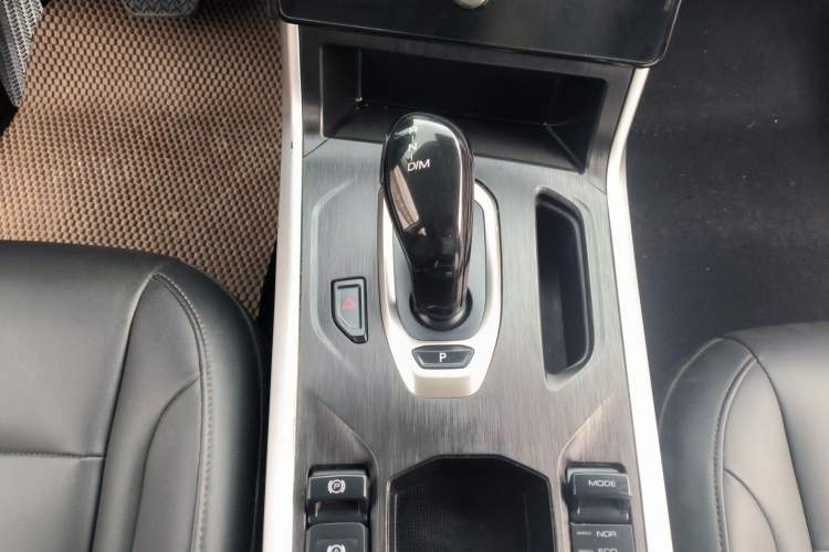 Used Haval F5 2020 1.5T DCT i-Trend Gear Lever