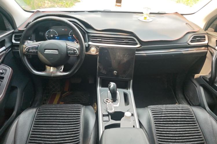 Used Haval F5 2020 1.5T DCT i-Trend Center Console