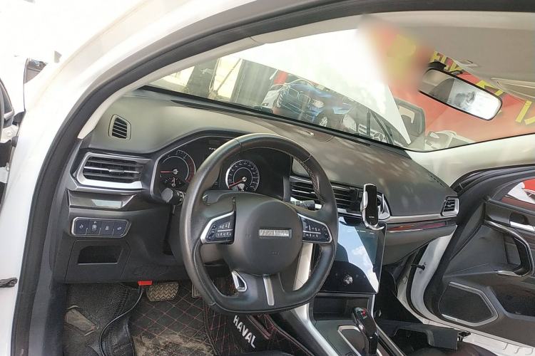 Used Haval F5 2020 1.5T DCT Type I Center Console