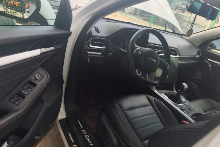 Used Haval F5 2020 1.5T Manual iCool Driver Seat