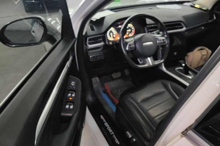 Used Haval F5 2020 1.5T DCT iXuan Driver Seat
