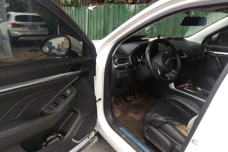 Used Haval F5 2020 1.5T DCT Type I Driver Seat