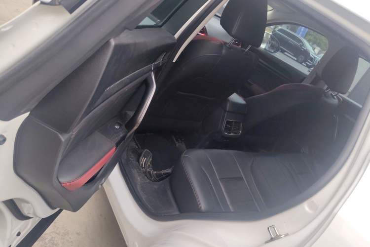 Used Haval F5 2020 1.5T DCT Type I Interior 1