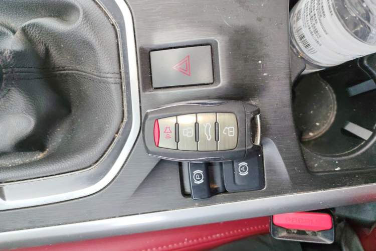 Used Haval F5 2020 1.5T Manual iCool Interior 1