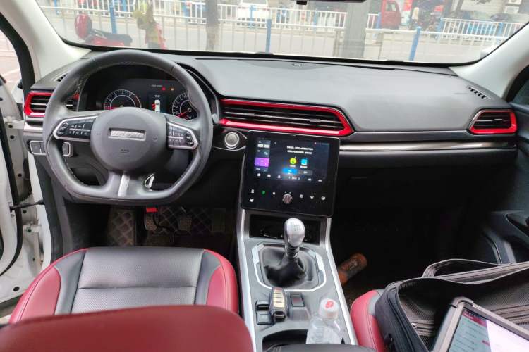 Used Haval F5 2020 1.5T Manual iCool Interior 2
