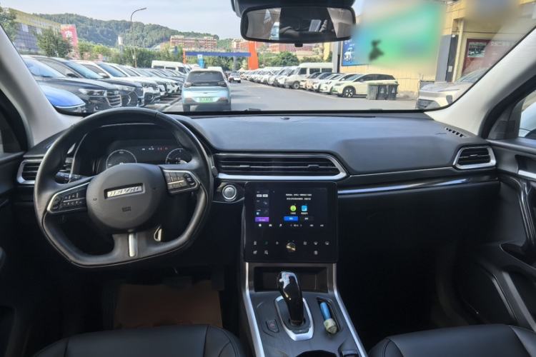 Used Haval F5 2020 1.5T DCT iXuan Interior 3