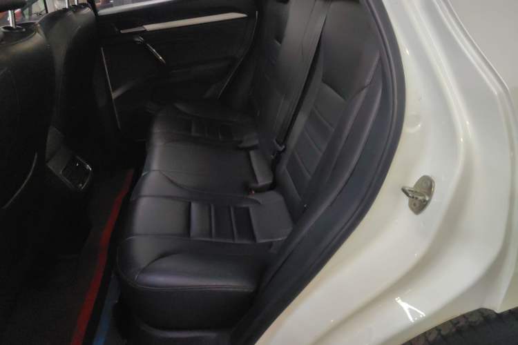 Used Haval F5 2020 1.5T DCT iXuan Interior 4