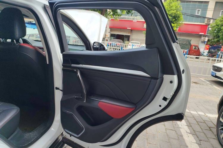 Used Haval F5 2020 1.5T Manual iCool Interior 6