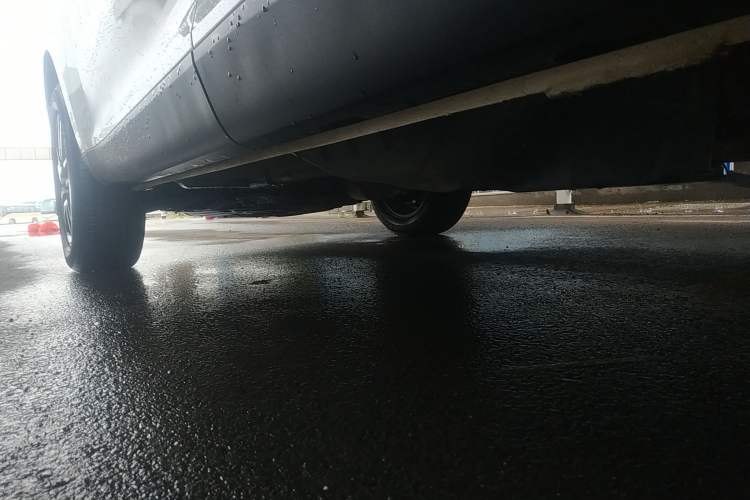 Used Haval F5 2020 1.5T DCT Type I Left Side Sill