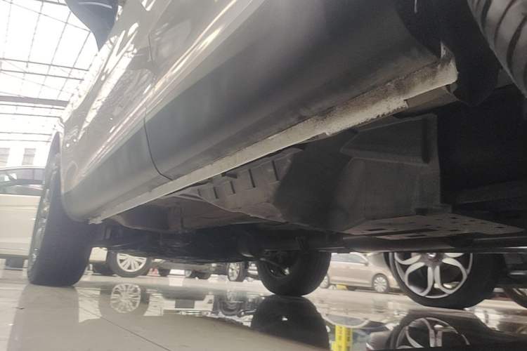 Used Haval F5 2020 1.5T DCT Type I Left Side Sill