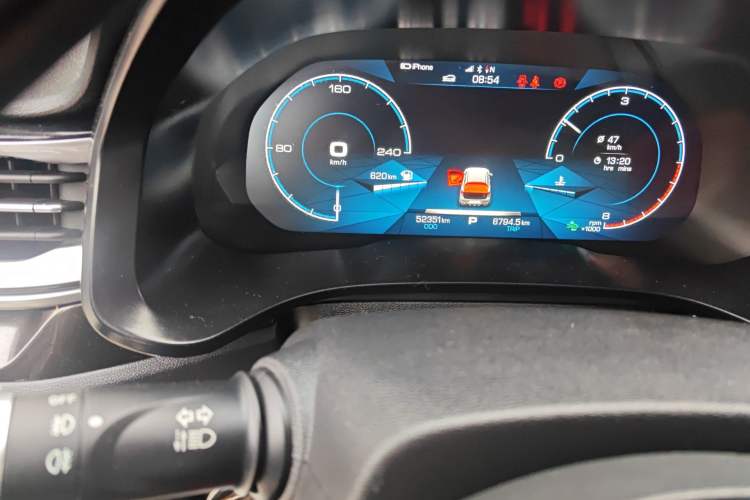 Used Haval F5 2020 1.5T DCT iXuan Odometer Close Up