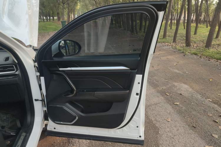 Used Haval F5 2020 1.5T DCT iXuan Right Front Door Interior