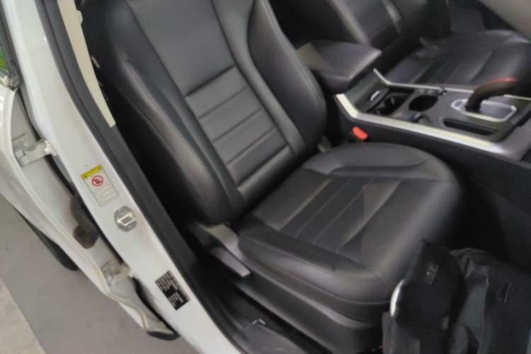 Used Haval F5 2020 1.5T DCT iXuan Right Front Seat