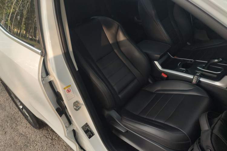 Used Haval F5 2020 1.5T DCT iXuan Right Front Seat