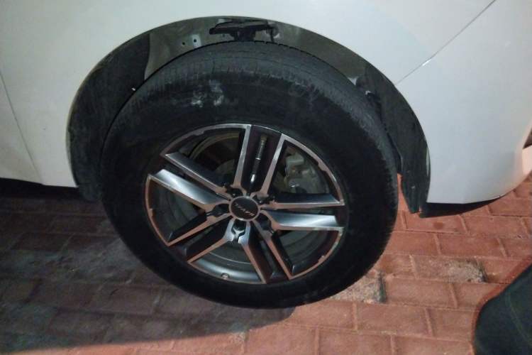 Used Haval F5 2020 1.5T DCT Type I Right Front Wheel Hub