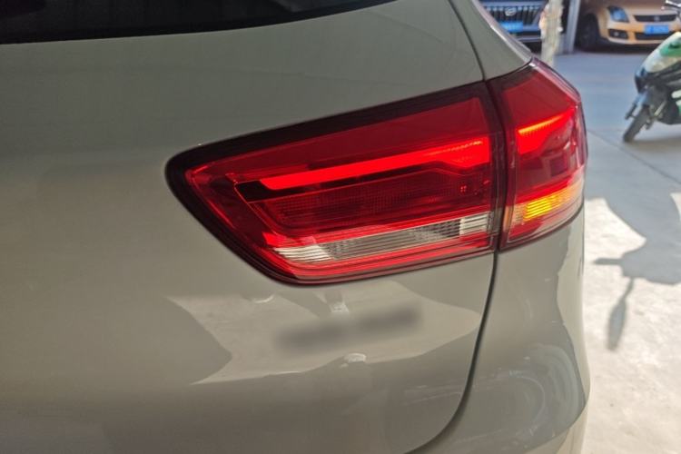 Used Haval F5 2020 1.5T DCT Type I Right Rear Taillight