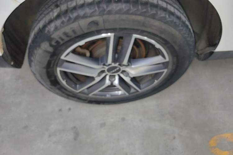 Used Haval F5 2020 1.5T DCT iXuan Right Rear Wheel Hub